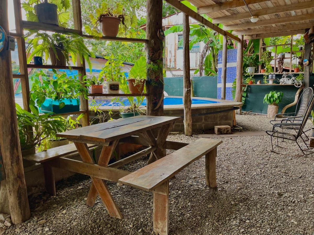 Hostel Rustico Marabi Tárcoles Esterno foto