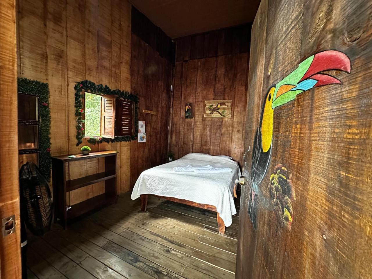 Hostel Rustico Marabi Tárcoles Esterno foto