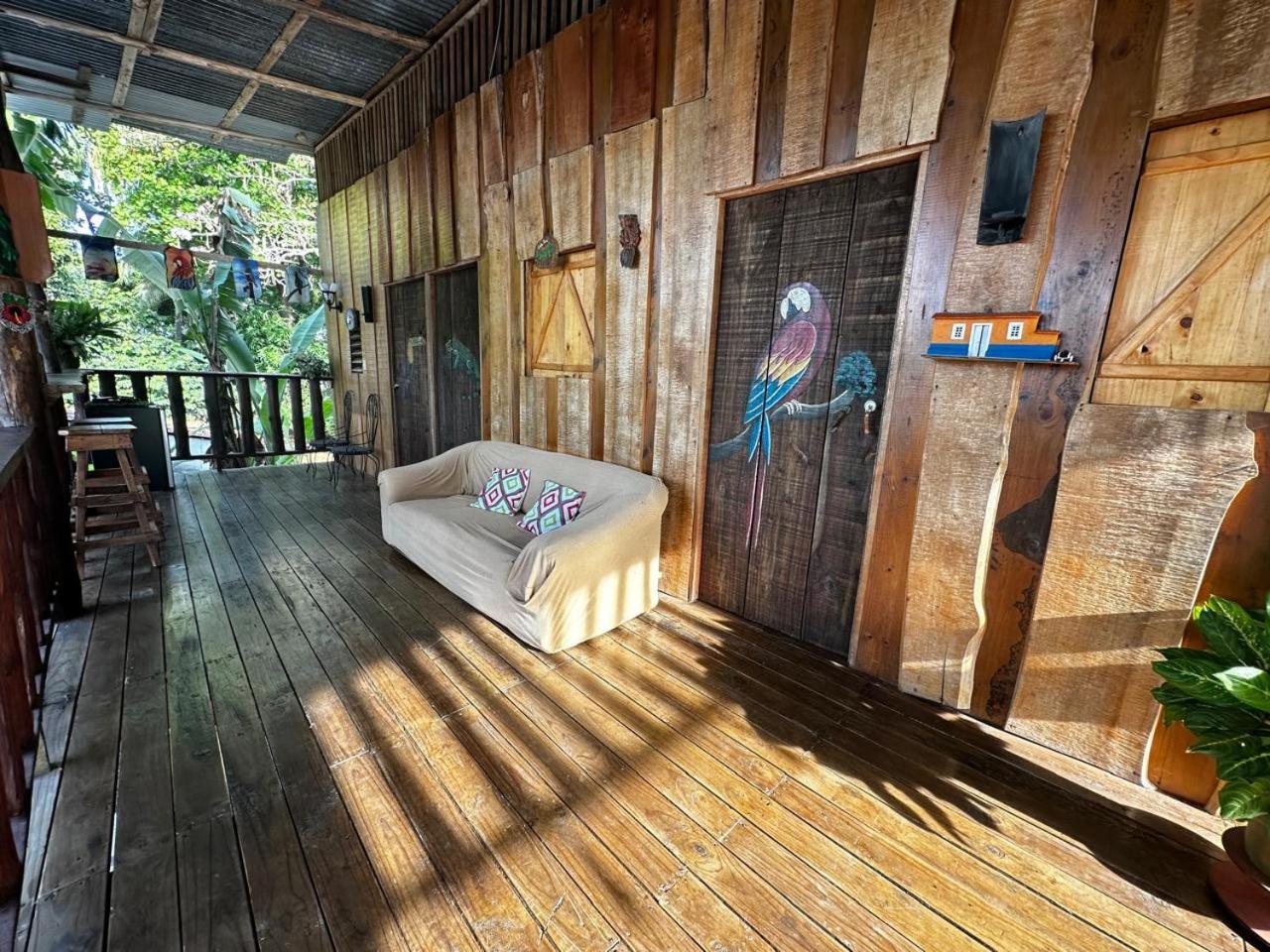 Hostel Rustico Marabi Tárcoles Esterno foto